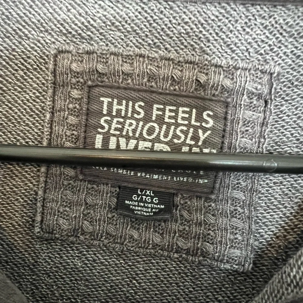 American Eagle Quarter Zip - Picture 2 of 4